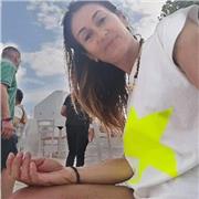 Insegnante Hatha Yoga e yoga posturale certificata Coni Csen offre lezioni private online